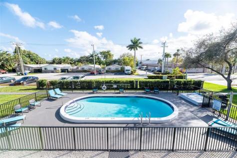 1401 NE 17th Court Fort Lauderdale FL 33305