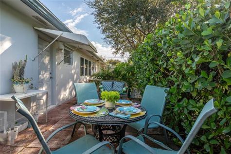 1130 Circle Terrace Delray Beach FL 33445