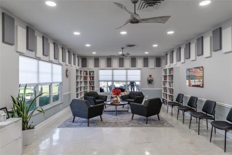 1130 Circle Terrace Delray Beach FL 33445