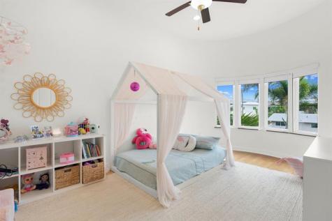 2739 NE 15th Street Fort Lauderdale FL 33304