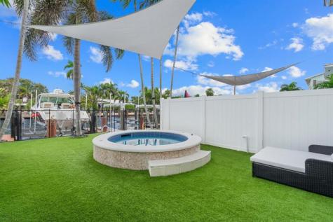 2739 NE 15th Street Fort Lauderdale FL 33304