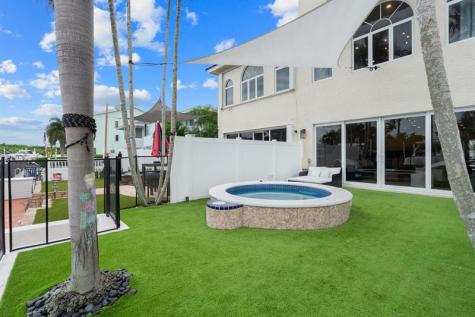 2739 NE 15th Street Fort Lauderdale FL 33304
