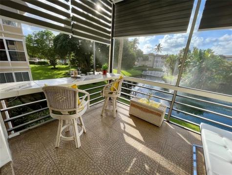 5071 W Oakland Park Boulevard Lauderdale Lakes FL 33313