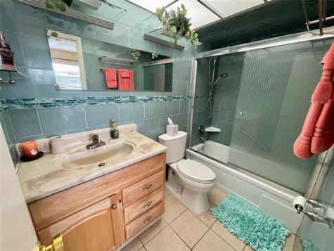 5071 W Oakland Park Boulevard Lauderdale Lakes FL 33313