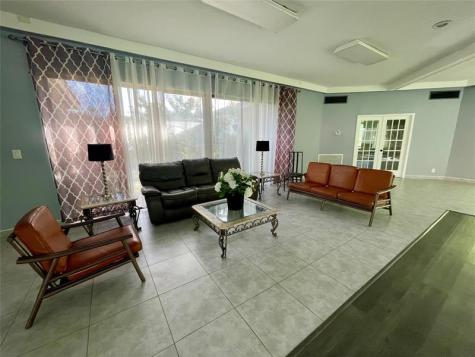 5071 W Oakland Park Boulevard Lauderdale Lakes FL 33313