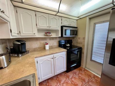 5071 W Oakland Park Boulevard Lauderdale Lakes FL 33313