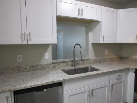 4240 Woodside Drive Coral Springs FL 33065