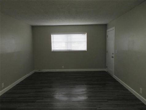 4240 Woodside Drive Coral Springs FL 33065