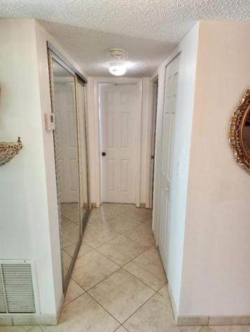 4141 NW 44th Avenue Lauderdale Lakes FL 33319