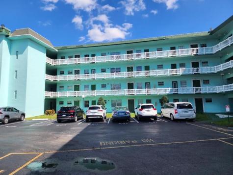 4141 NW 44th Avenue Lauderdale Lakes FL 33319