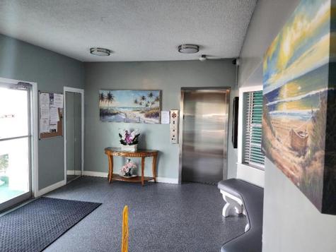 4141 NW 44th Avenue Lauderdale Lakes FL 33319