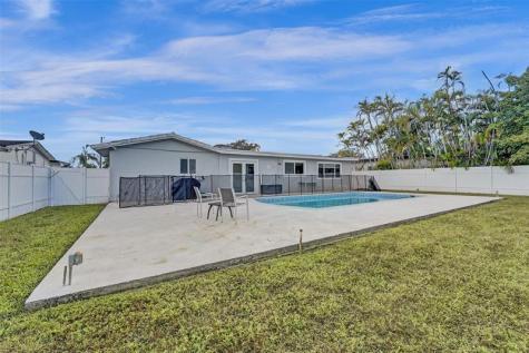 4001 N 41st Court Hollywood FL 33021