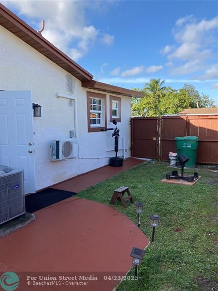 4232 SW 20th Fort Lauderdale FL 33317