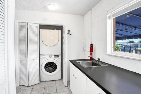 2632 SE 10th Court Pompano Beach FL 33062