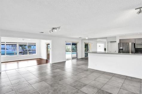 2632 SE 10th Court Pompano Beach FL 33062