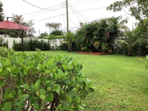 8260 NW 11th Court Pembroke Pines FL 33024