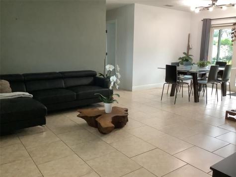 8260 NW 11th Court Pembroke Pines FL 33024