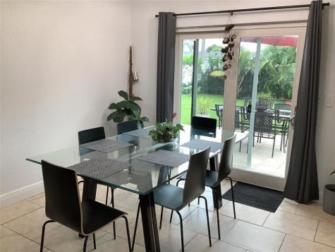 8260 NW 11th Court Pembroke Pines FL 33024