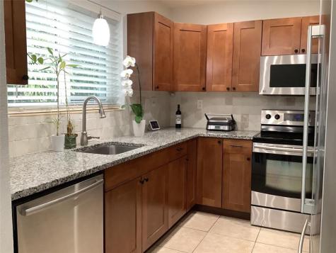 8260 NW 11th Court Pembroke Pines FL 33024