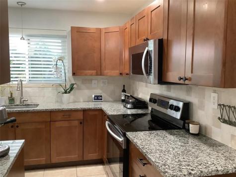 8260 NW 11th Court Pembroke Pines FL 33024