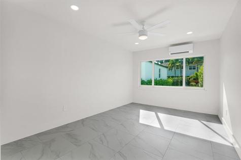 4015 Washington Road West Palm Beach FL 33405
