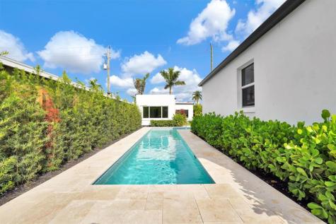 4015 Washington Road West Palm Beach FL 33405
