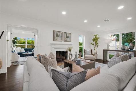 4015 Washington Road West Palm Beach FL 33405