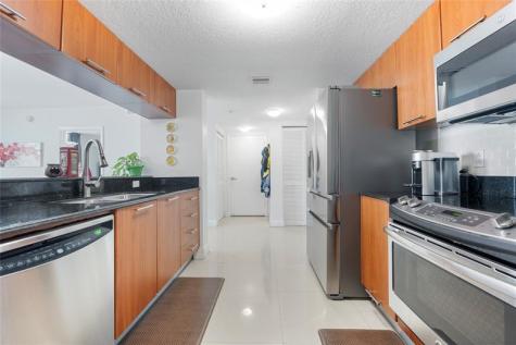 1800 N Bayshore Drive Miami FL 33132