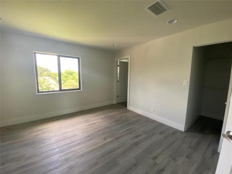 5615 Polk Street Hollywood FL 33021