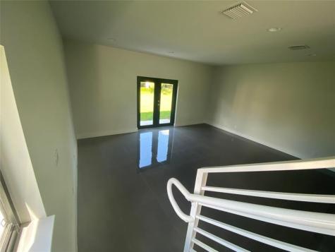 5615 Polk Street Hollywood FL 33021