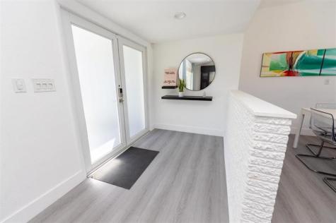 475 NE 142nd Street North Miami FL 33161
