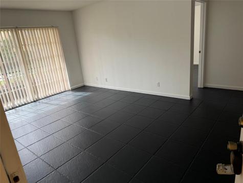 2964 NW 55th Avenue Lauderhill FL 33313