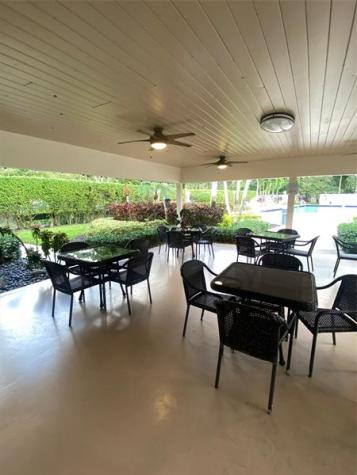 3499 Oaks Way Pompano Beach FL 33069