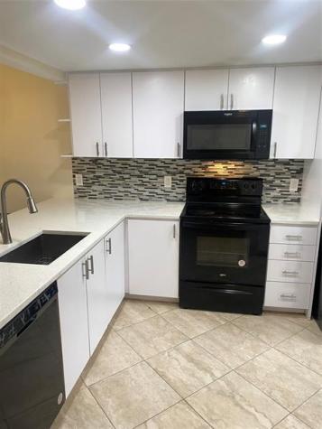 3499 Oaks Way Pompano Beach FL 33069