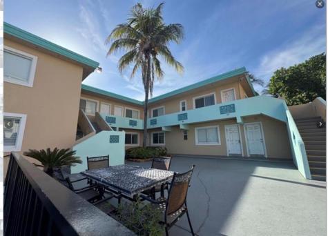 323 Monroe Street Hollywood FL 33019