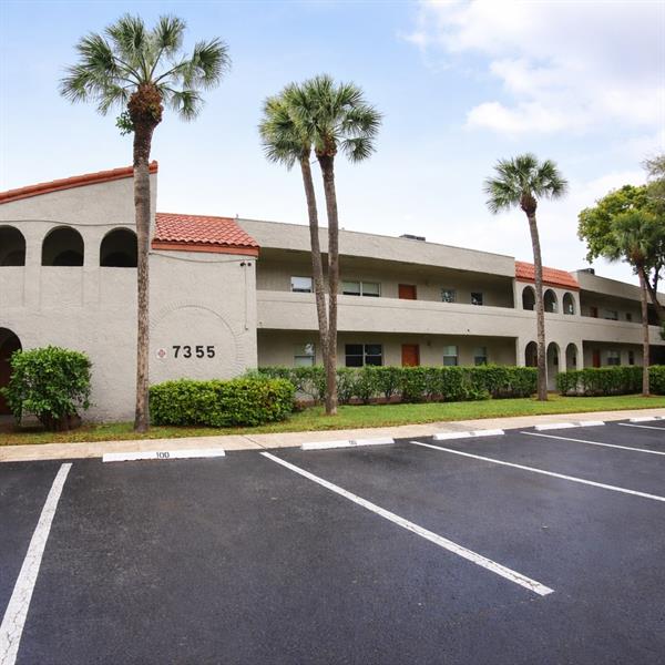 7355 Woodmont Terrace Tamarac FL 33321