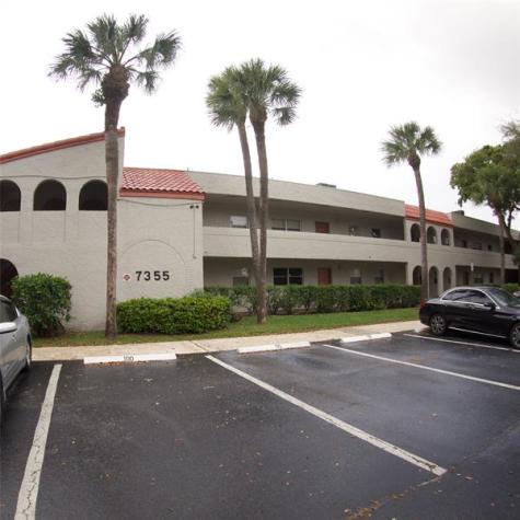 7355 Woodmont Terrace Tamarac FL 33321