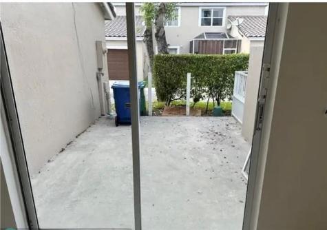 10535 NW 57th Street Coral Springs FL 33076