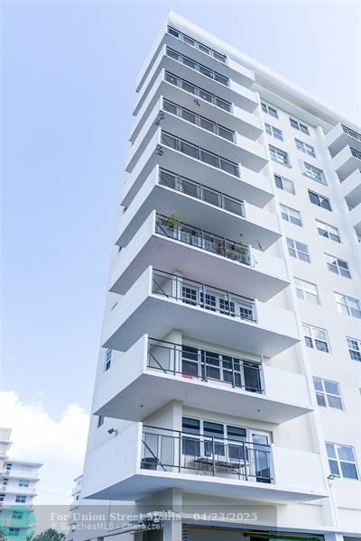 401 Golden Isles Drive Hallandale Beach FL 33009