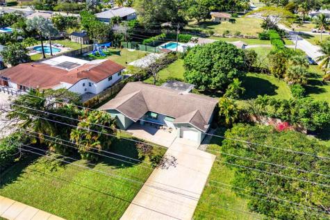 4499 NW 2nd Avenue Boca Raton FL 33431