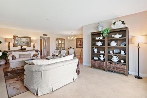 162 High Point Boulevard Delray Beach FL 33445