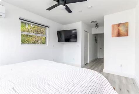 2648 NW 9th Lane Wilton Manors FL 33311