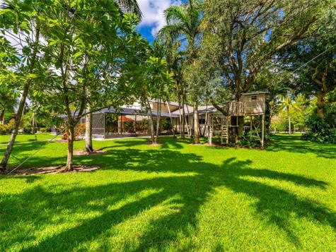 6556 NW 87th Avenue Parkland FL 33067
