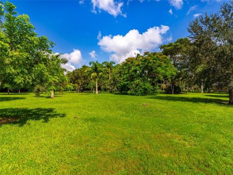 6556 NW 87th Avenue Parkland FL 33067