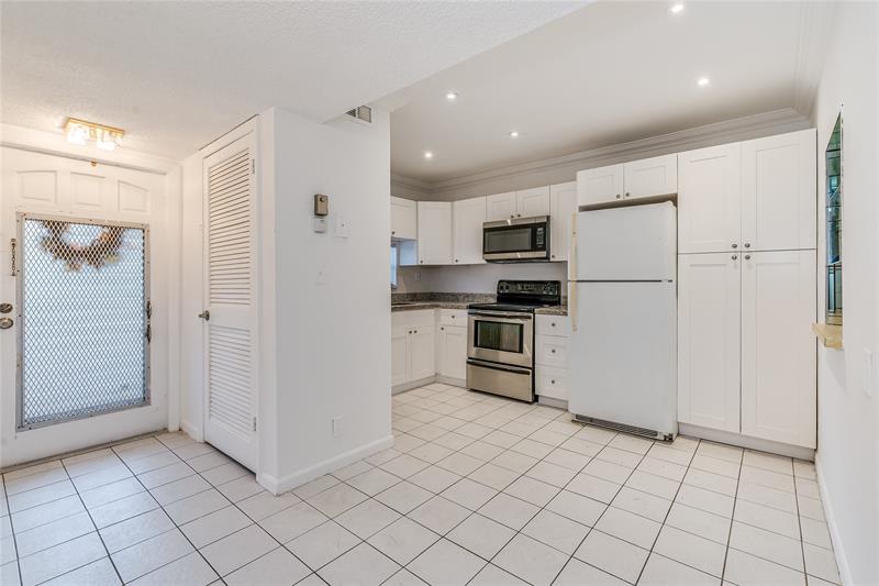 8940 S Hollybrook Boulevard Pembroke Pines FL 33025