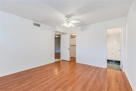 8940 S Hollybrook Boulevard Pembroke Pines FL 33025