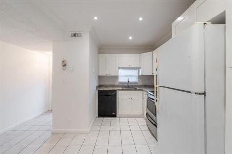 8940 S Hollybrook Boulevard Pembroke Pines FL 33025