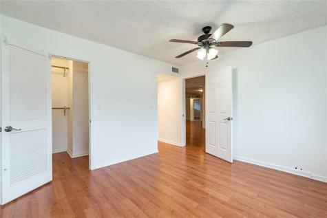 8940 S Hollybrook Boulevard Pembroke Pines FL 33025
