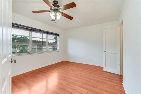8940 S Hollybrook Boulevard Pembroke Pines FL 33025