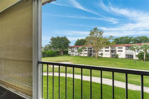 8940 S Hollybrook Boulevard Pembroke Pines FL 33025